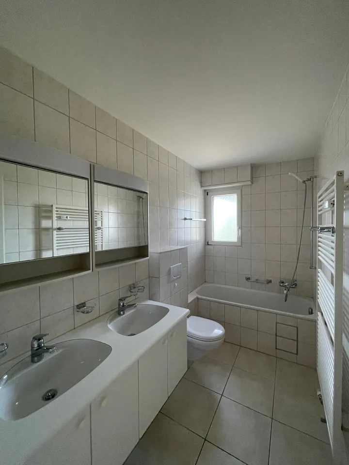 Helle 3-Zimmerwohnung mit Balkon in Münchenstein sofort ver... – Foto 16 von 18