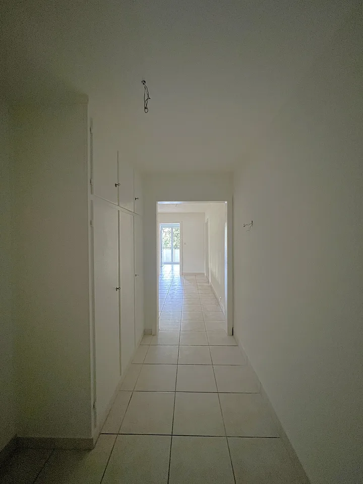 Helle 3-Zimmerwohnung mit Balkon in Münchenstein sofort ver... – Foto 2 von 18