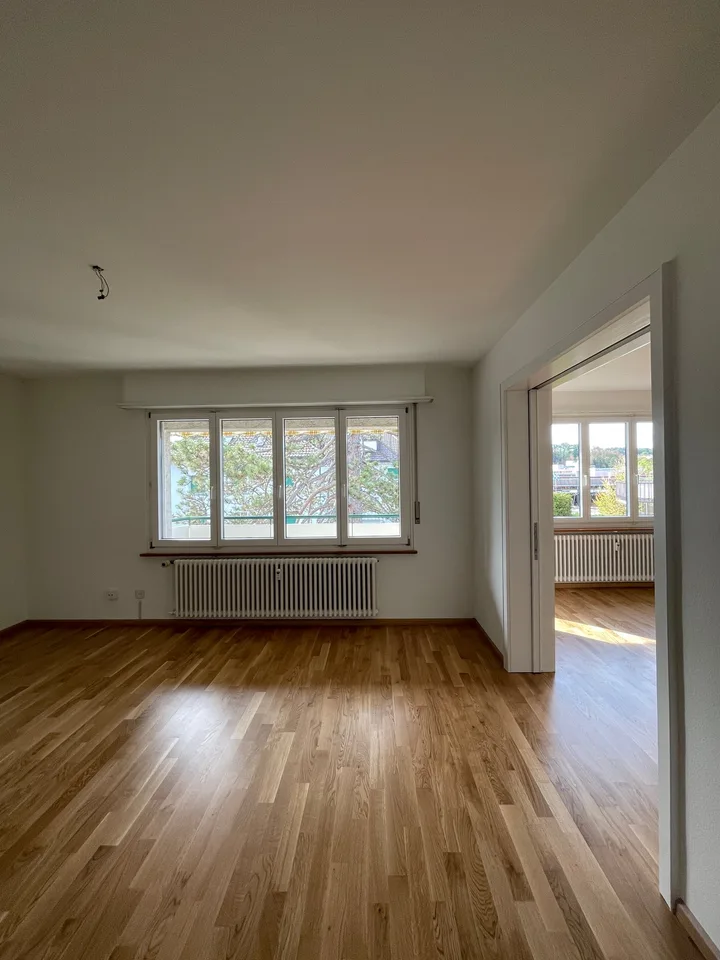 Helle 3-Zimmerwohnung mit Balkon in Münchenstein sofort ver... – Foto 4 von 18