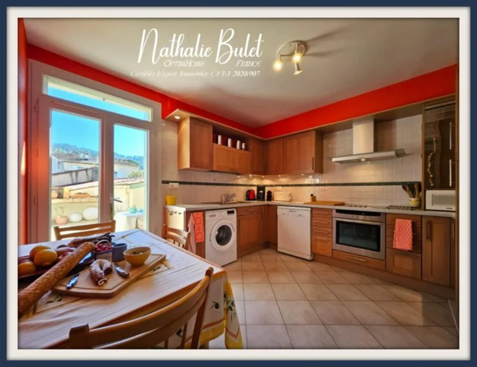 Appartement T3 mit Terrasse in Saint-Chinian - Stadtzentrum, Südfrankreich – Foto 4 von 9