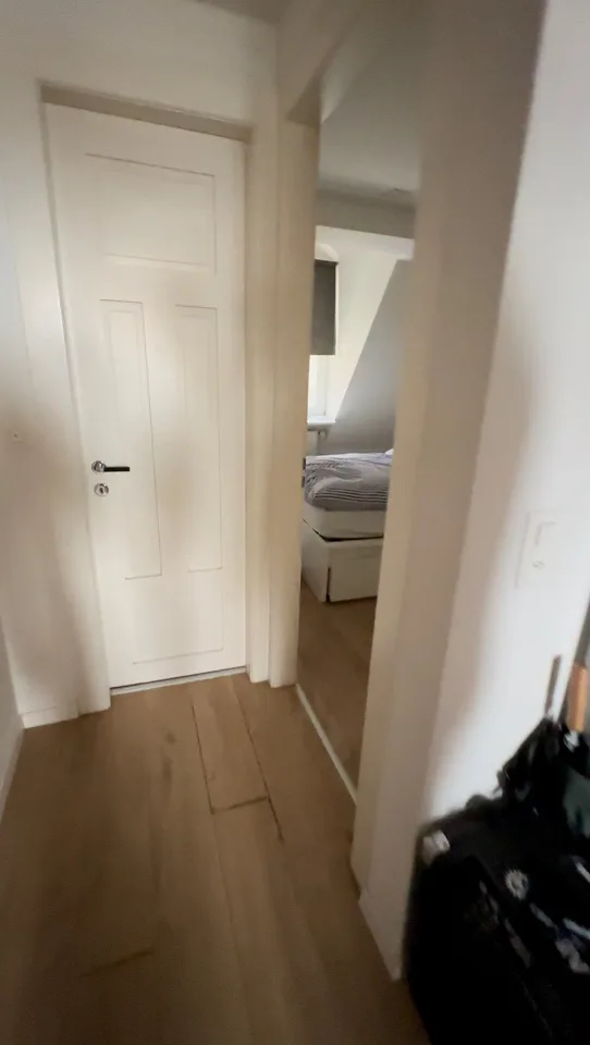 Geräumige 4.5-Zimmer-Wohnung mit Balkon in Zürich 8006 – Foto 3 von 7
