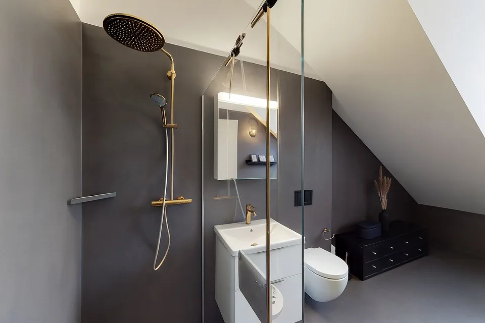 Appartement spacieux 4.5 pièces en mansarde avec terrasse de 18 m²