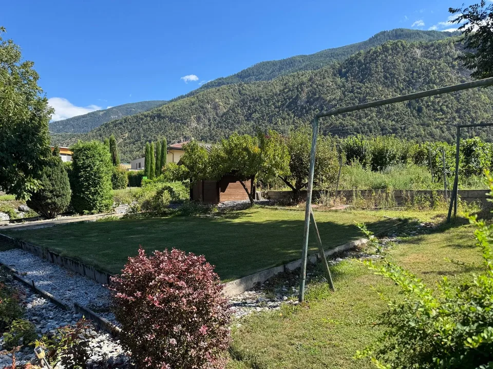 Reihenhaus / 4,5 Zimmer / Grône / Ref. 10262604 / Exklusivität – Foto 3 von 13