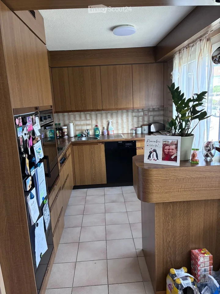 Bright 4.5-room apartment with balcony in Kollbrunn