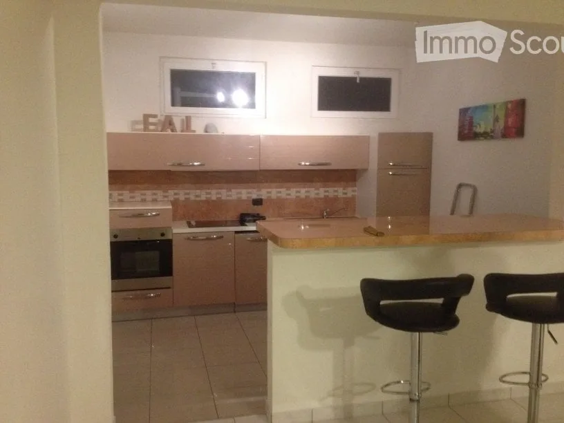 Location appartement lumineux meublé compris les frais et parking