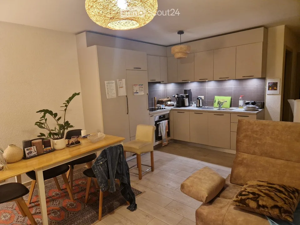 Wohnung mit 2.5 Zimmern in Cugy VD