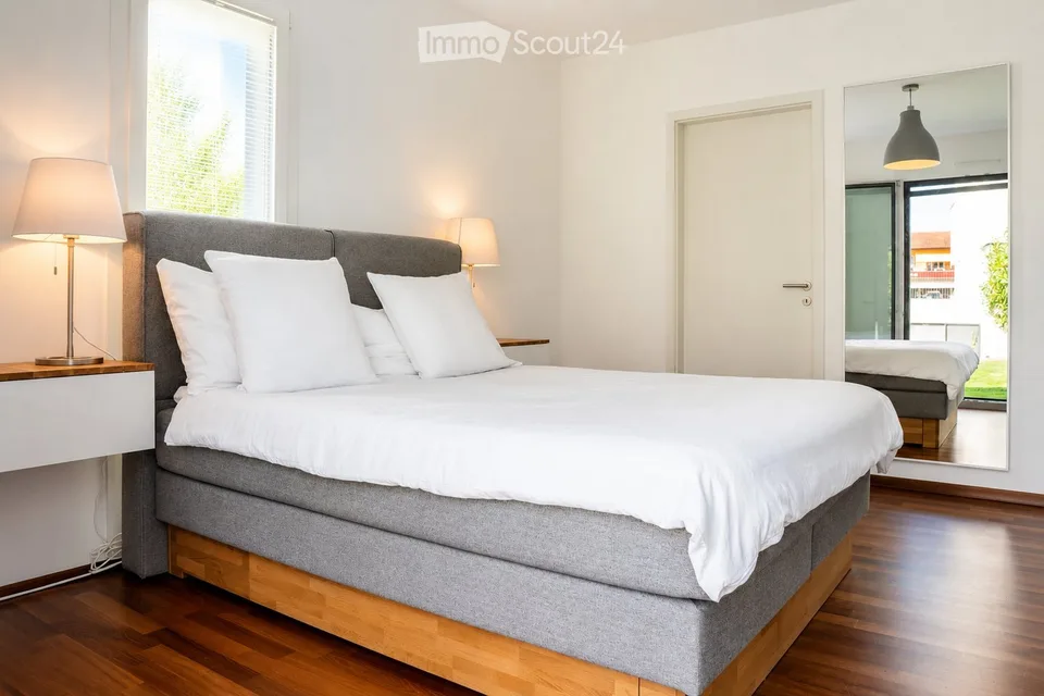 St-Sulpice – Appartamento luminoso di 70m2 con veranda, grande terrazza e accesso al giardino