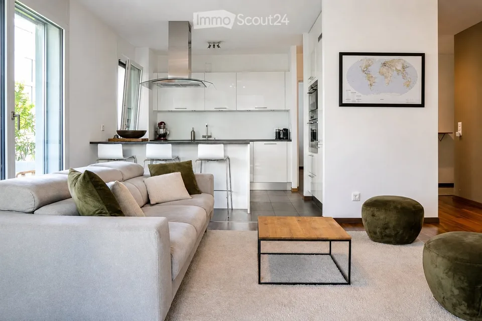 St-Sulpice – Appartamento luminoso di 70m2 con veranda, grande terrazza e accesso al giardino
