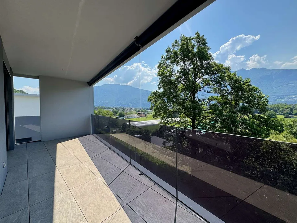 Moderne 2.5 Wohnung – photo 3 of 13