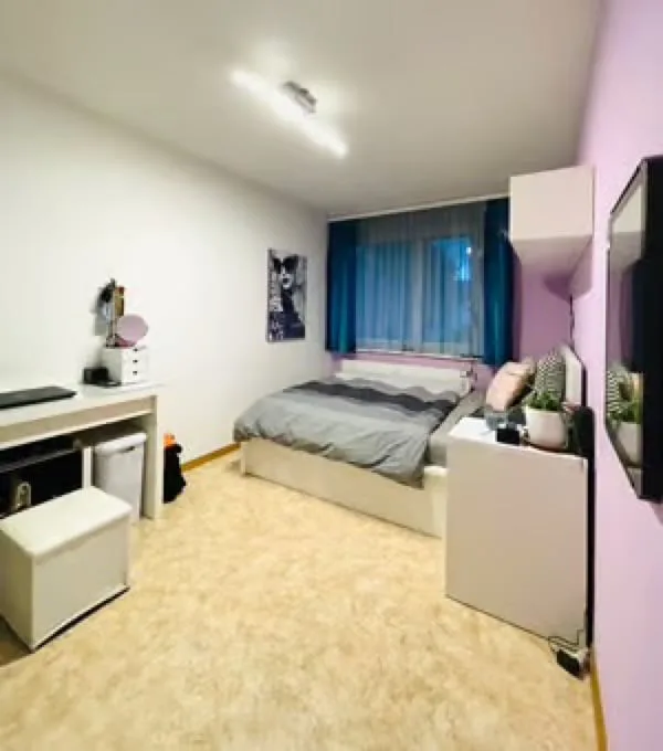 Chambre conviviale dans une colocation 2 personnes avec WC privé