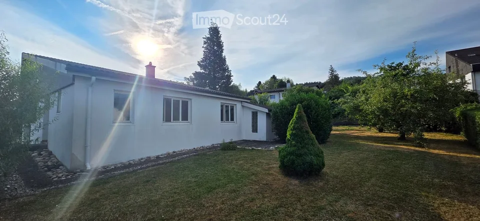 Villa with large garden of 814 m²