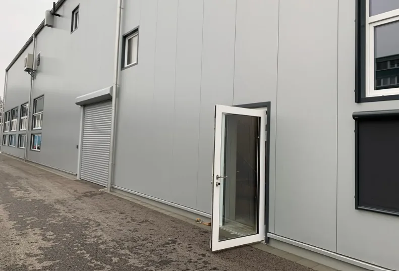 Gewerbe-/Industrieobjekt zur Miete in Studen BE – 370 m² - 450 m² ab 2027 – Foto 2 von 10