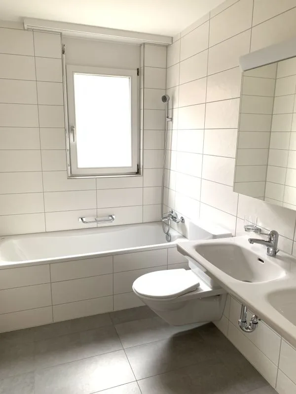 Appartement 4 pièces et demi au rez-de-chaussée