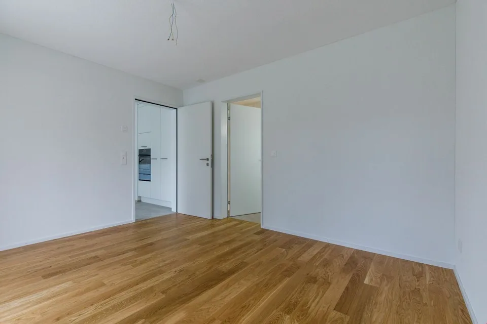 Top 3 1/2-Zimmerwohnung im 1. OG in der Überbauung Blumenau – Foto 7 von 11