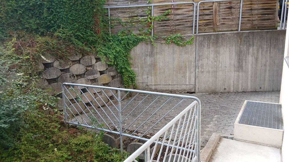 Grosse 4.5 -Zimmer-Wohnung mit Balkon und Kamin, TOP-Lage in Steffisburg