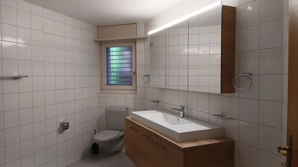 Grosse 4.5 -Zimmer-Wohnung mit Balkon und Kamin, TOP-Lage in Steffisburg