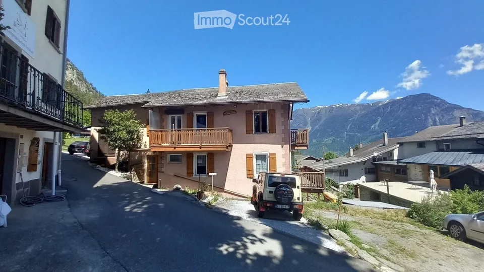 Appartement meublé de 3.5 pièces avec vue sur les montagnes à Salvan