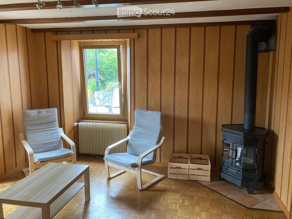 Appartement meublé de 3.5 pièces avec vue sur les montagnes à Salvan