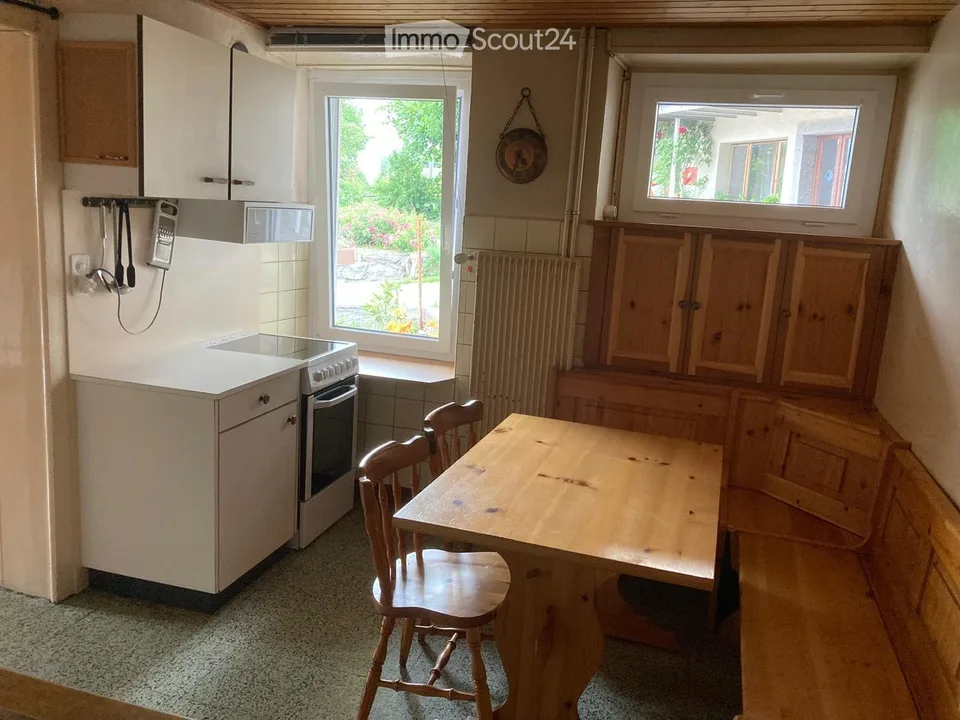 Appartement meublé de 3.5 pièces avec vue sur les montagnes à Salvan