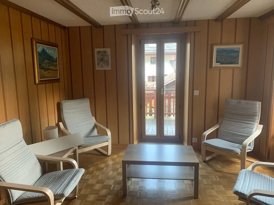 Appartement meublé de 3.5 pièces avec vue sur les montagnes à Salvan