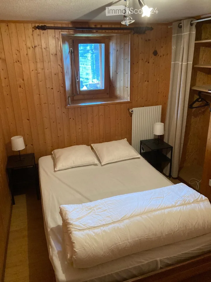 Appartement meublé de 3.5 pièces avec vue sur les montagnes à Salvan