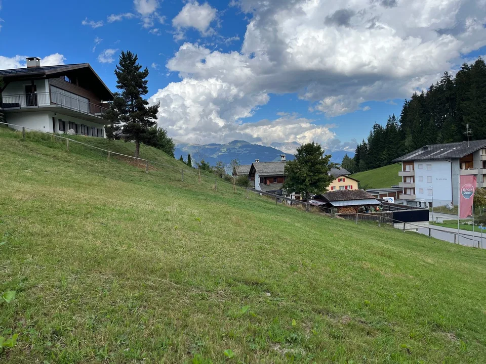 Baulandparzelle in Obersaxen (Erstwohnsitz) – Foto 5 von 8