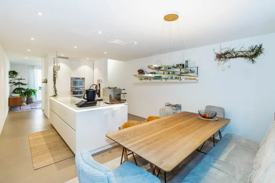 Between city and nature - Stylish 5.5-room townhouse with roof terrace – photo 5 of 12