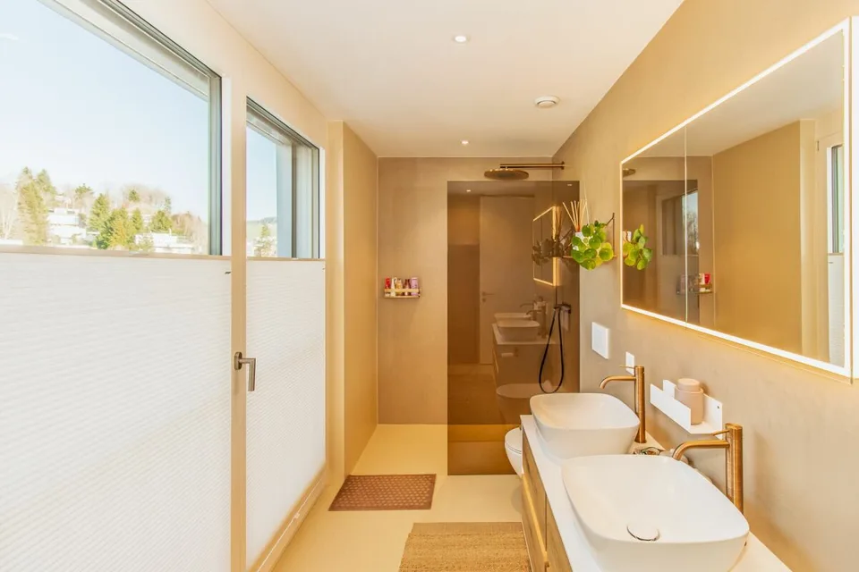 Between city and nature - Stylish 5.5-room townhouse with roof terrace – photo 9 of 12