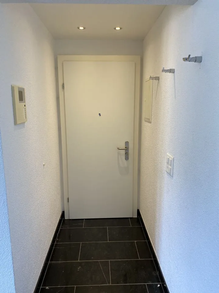 Moderne 4-Zimmer-Wohnung mit Balkon und Panoramablick – La Chaux-de-Fonds – Foto 10 von 10