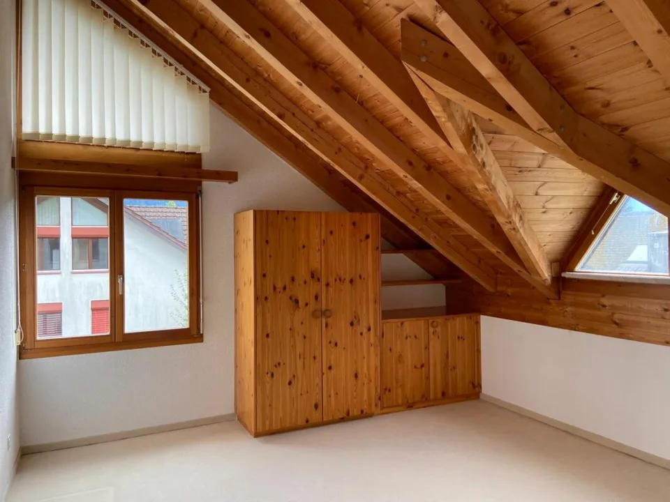 Charming and bright 4.5-room attic apartment in a quiet location in Werdenberg