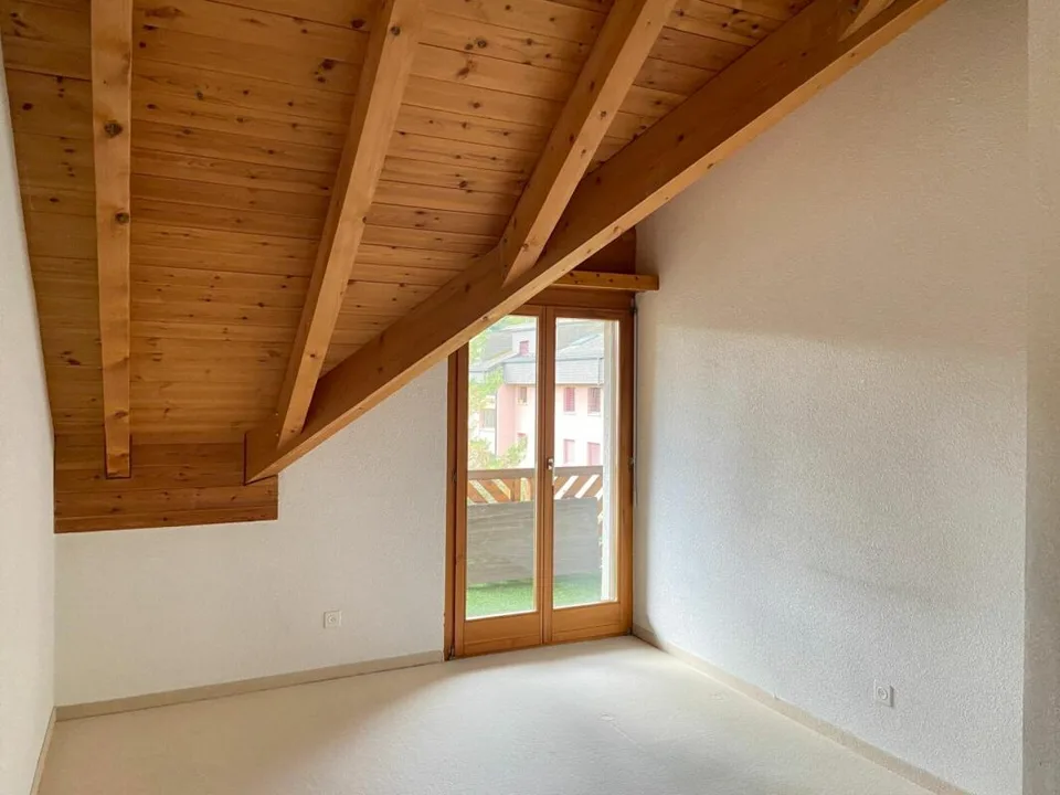 Charming and bright 4.5-room attic apartment in a quiet location in Werdenberg