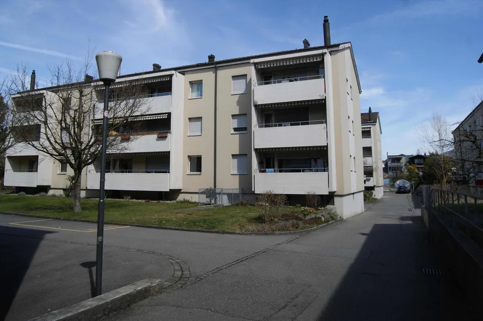 4.5-Zimmerwohnung in ruhigem Quartier – Foto 2 von 8