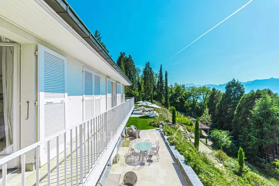 SPEKTAKULÄR! Immobilie mit Pool und Panoramablick – Foto 6 von 13