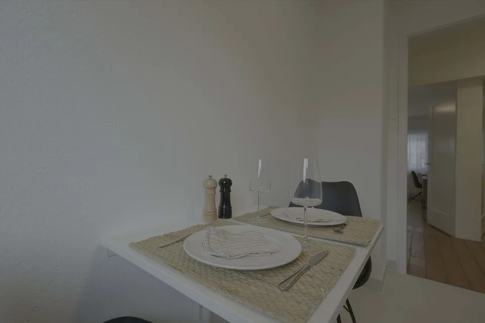 Quiet Urban Retreat Close to University in Irchel – photo 14 of 17