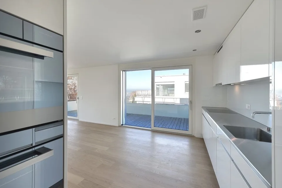 Exklusive 4.5 Zimmerwohnung an bester Wohnlage – Foto 4 von 11