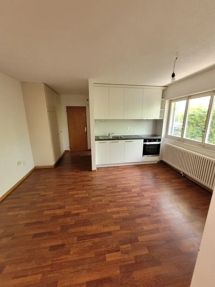 Pretty studio on the ground floor