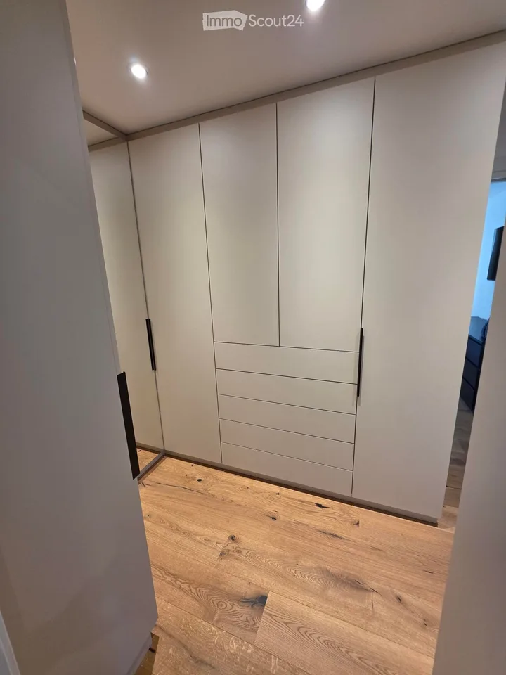 Modernes 6.5-ZIMMER-DOPPELEINFAMILIENHAUS IN ZEIHEN – Foto 20 von 30