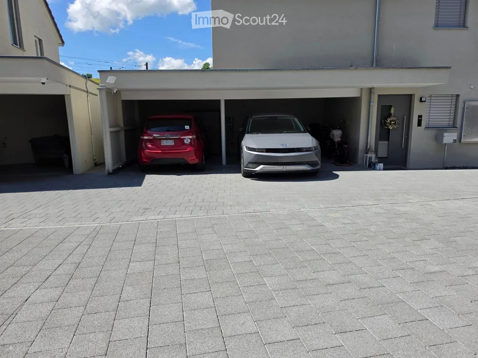 Modernes 6.5-ZIMMER-DOPPELEINFAMILIENHAUS IN ZEIHEN – Foto 5 von 30
