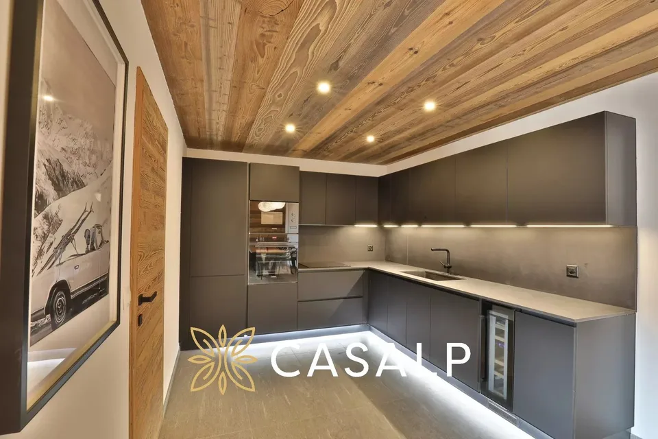 Wunderschöne 4.5-Zimmer-Wohnung in renoviertem Stockwerkeigentum im Zentrum von Crans – Foto 8 von 26