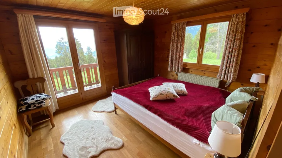 Zu vermieten in diesem Winter ein möbliertes Chalet mit atemberaubendem Blick auf die Alpen – Foto 3 von 5