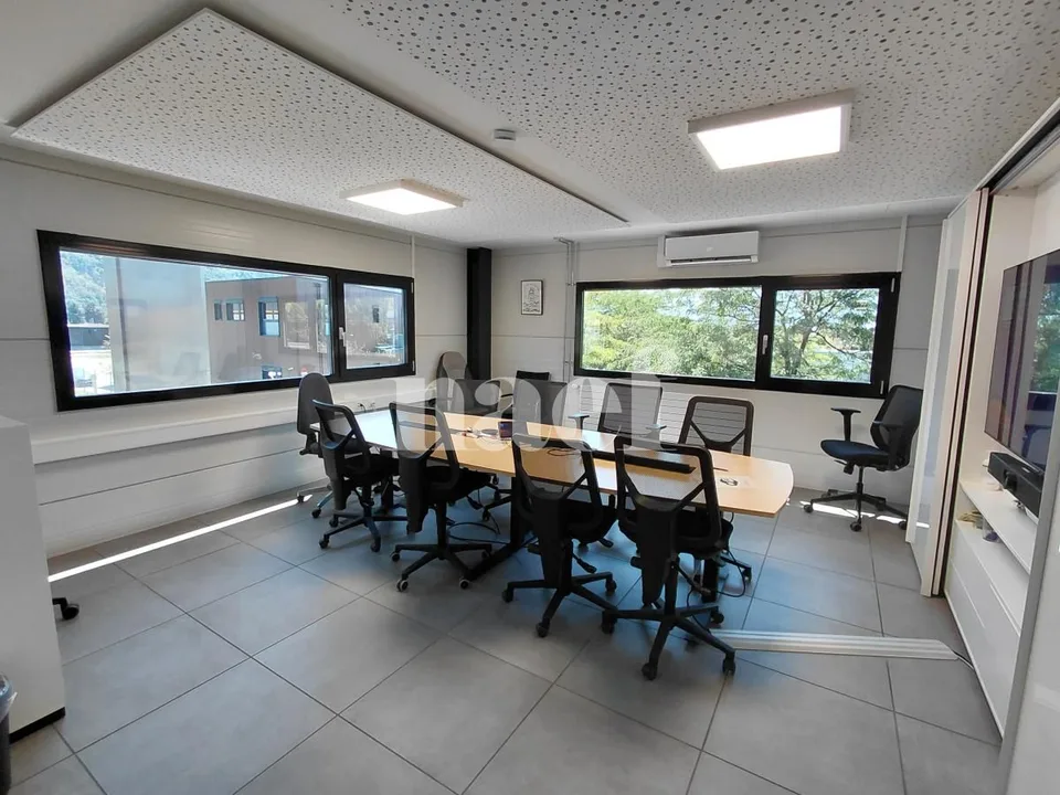 Büros von 450 m2 im 1. Stock – Foto 8 von 10