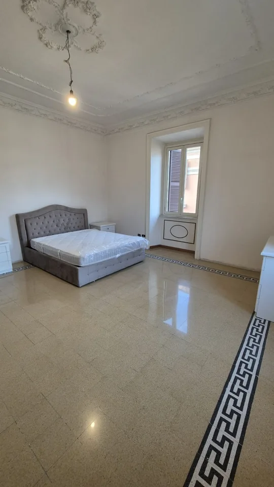 Elegante Appartamento stile Liberty 5 locali San Giovanni Roma – foto 20 di 21