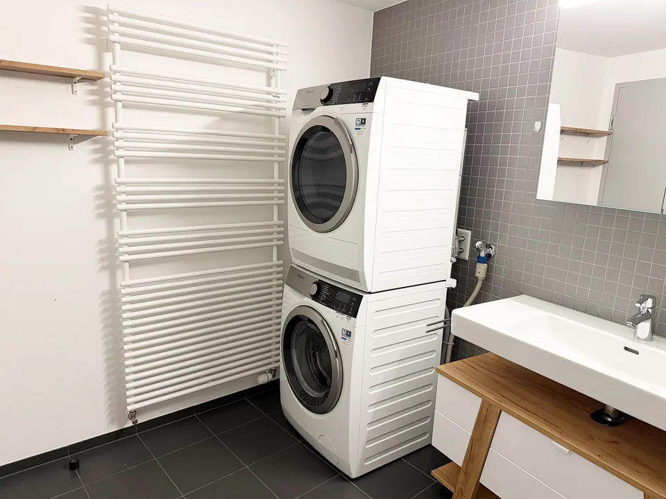 Au cœur de la vieille ville - Grand appartement avec 2 salles de bain et local de stockage – photo 7 sur 16