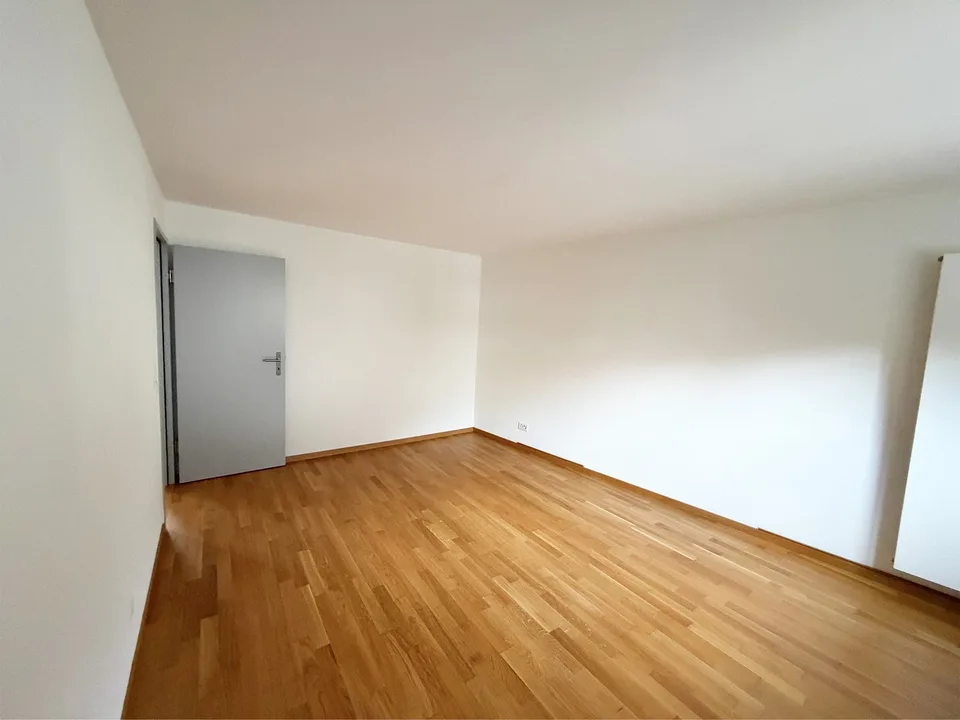 Au cœur de la vieille ville - Grand appartement avec 2 salles de bain et local de stockage – photo 4 sur 16