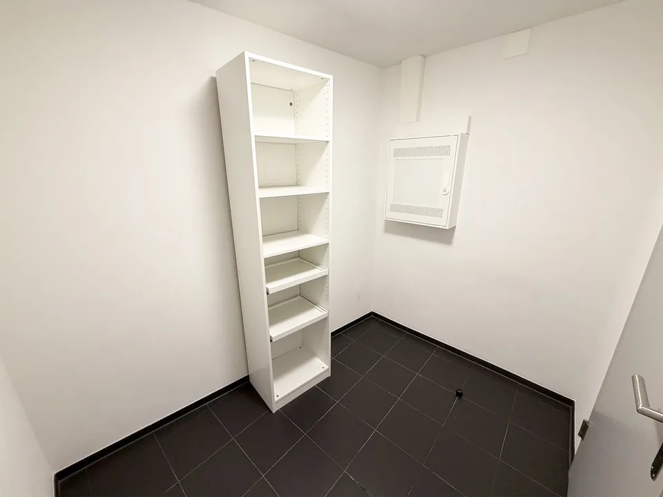 Au cœur de la vieille ville - Grand appartement avec 2 salles de bain et local de stockage – photo 11 sur 16