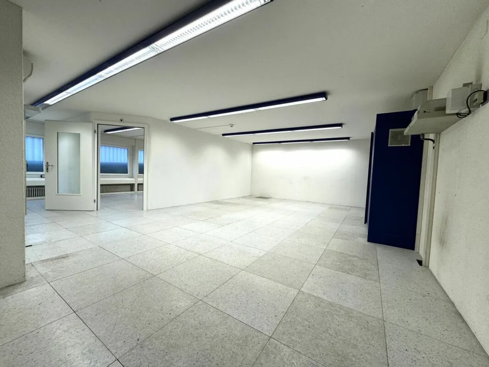 Espace commercial lumineux en centre-ville – photo 13 sur 13