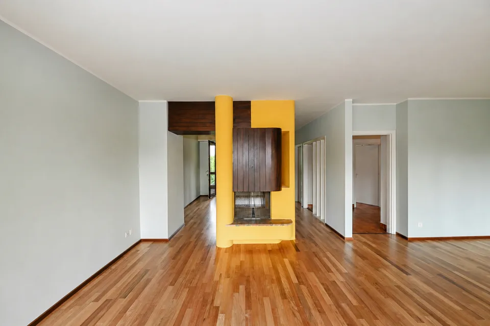 Appartamento Rinnovato con Terrazza e Piscina Condominiale – Foto 7 von 13