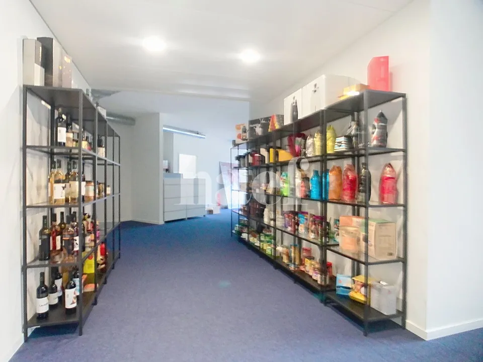 Modular offices in a recent building – photo 9 of 9