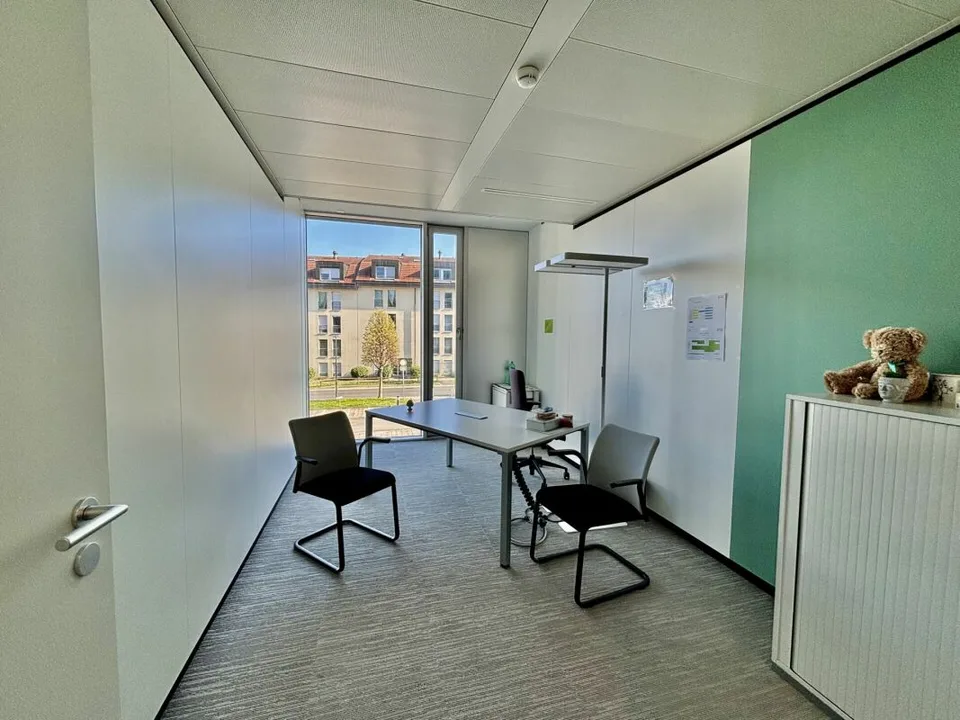 Grand plateau de bureaux de 850 m2 divisibles 450 m2 Gare CFF Morges ! – photo 7 sur 11