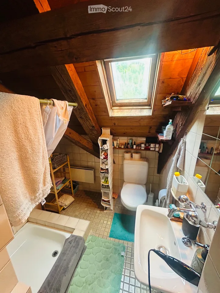 Chambre meublée à louer avec salle de bain privative